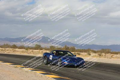 media/Jan-26-2025-SCCA SD (Sun) [[bcf61ed115]]/4-Women Novice/Session 2 (Turn 7 Inside)/